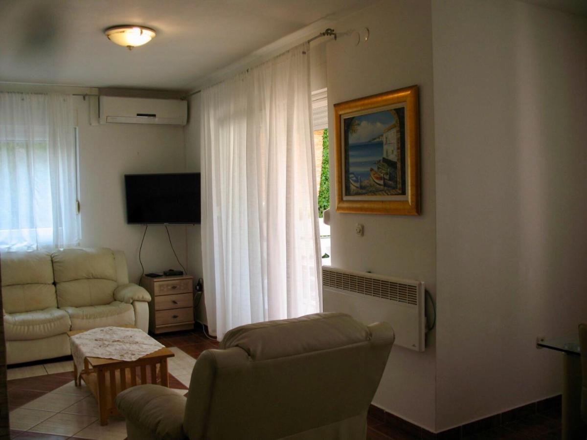 Zsa Zsa Holiday Home 斯里马 外观 照片
