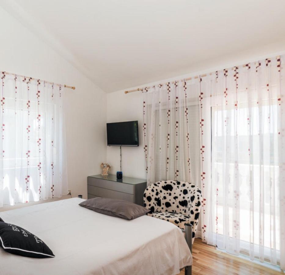 Zsa Zsa Holiday Home 斯里马 外观 照片