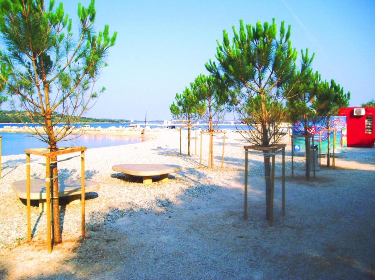 Zsa Zsa Holiday Home 斯里马 外观 照片